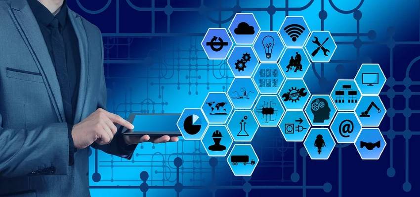 Logistics: The role of technology & AI in this 21st century