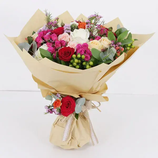 Celebrate Birthdays in Oman with Exquisite Happy Birthday Flower Delivery!
