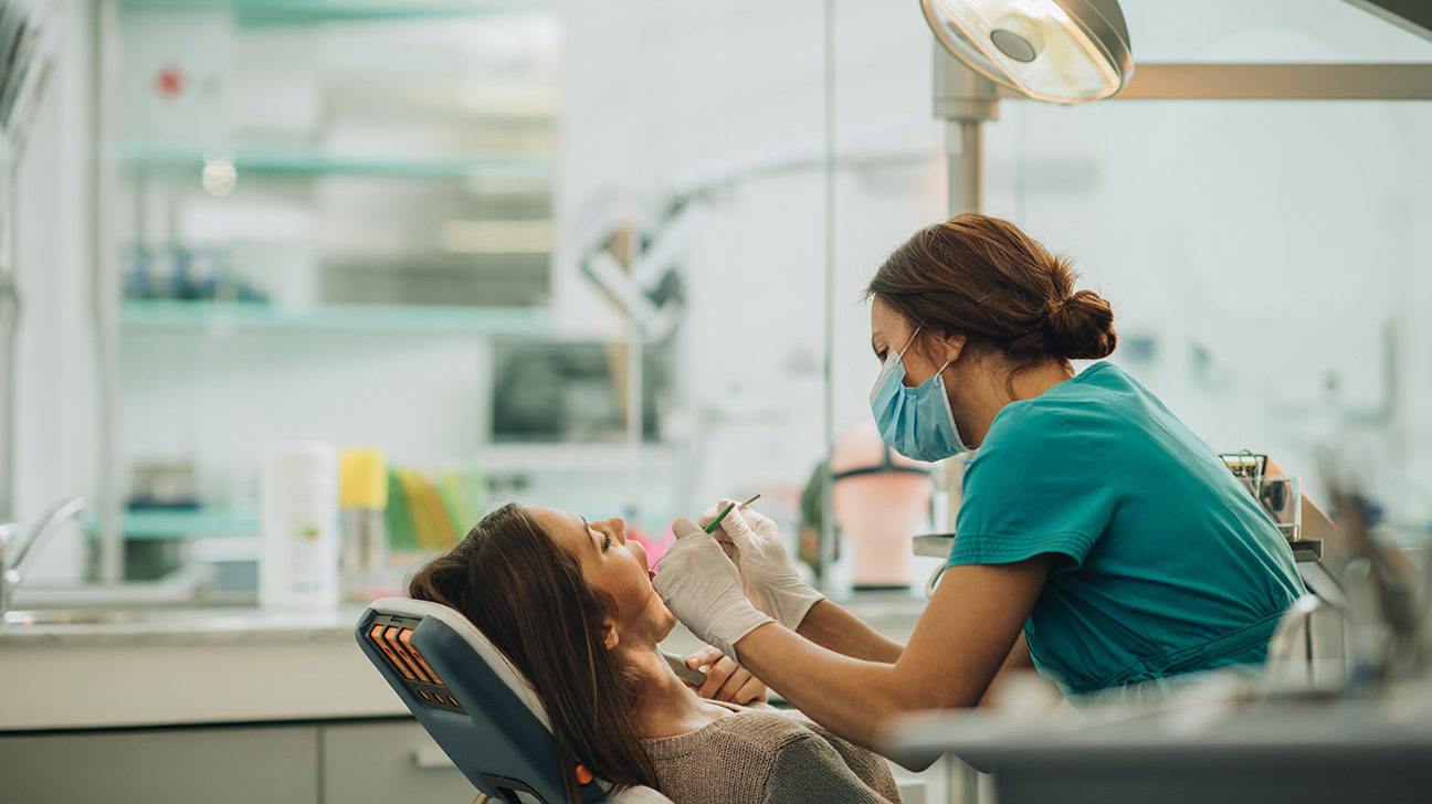 Factors to Find the Best Dentist Doctor in Agra