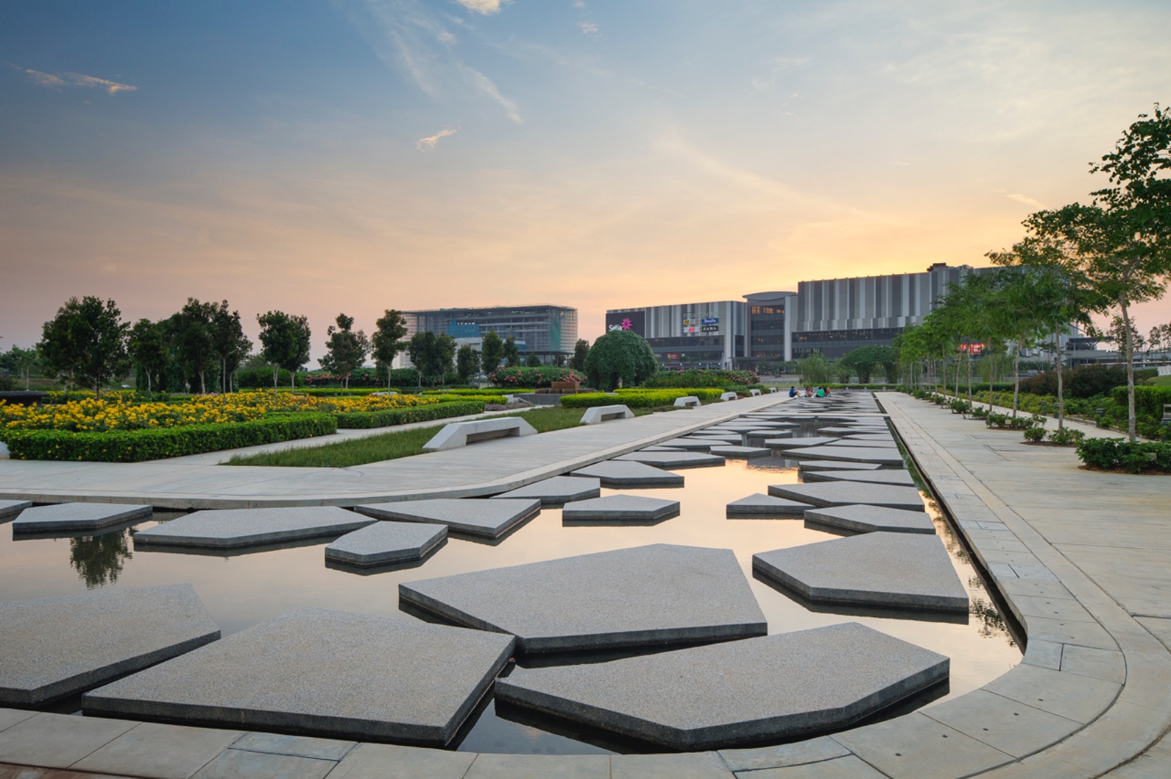 Tips For Choosing The Right Landscape Supplies For Your Garden