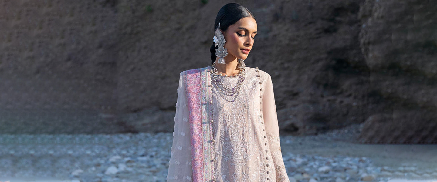 Pakistani Clothes Online USA: Discover LAAM's Exquisite Collection at Your Fingertips