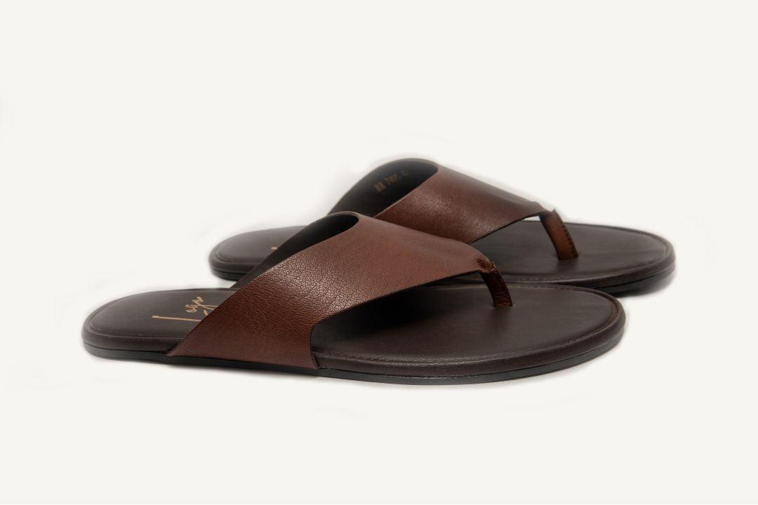 Flip Flops in Pakistani Fashion: Comfortable Chic for Casual Charm