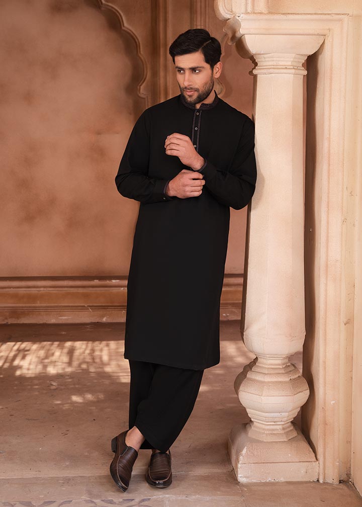 Timeless Grace: Black Shalwar Kameez in Pakistani Fashion