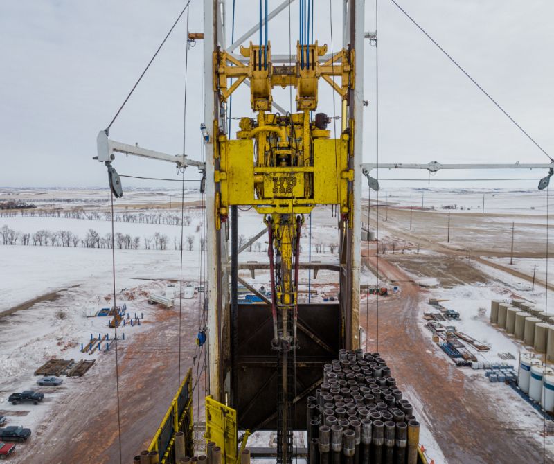 AXIAL FORCE TRANSFER OF BUCKLED DRILL PIPE IN DEVIATED WELLS