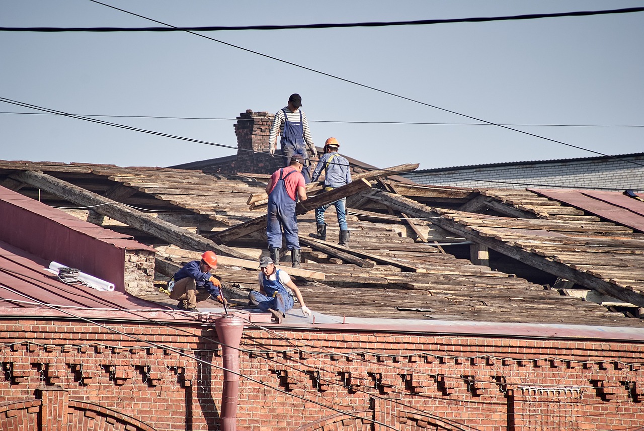 Guardians of Your Home: Top-Tier Residential Roof Repair Specialists