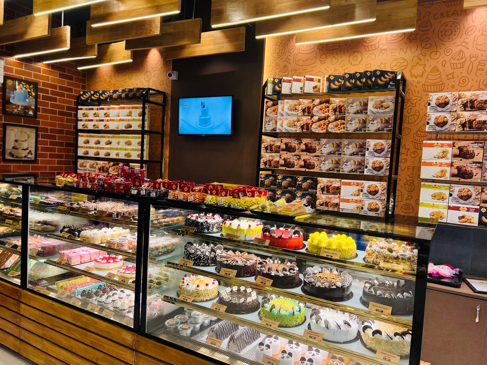 Guide to Ordering Cakes Online in Hyderabad