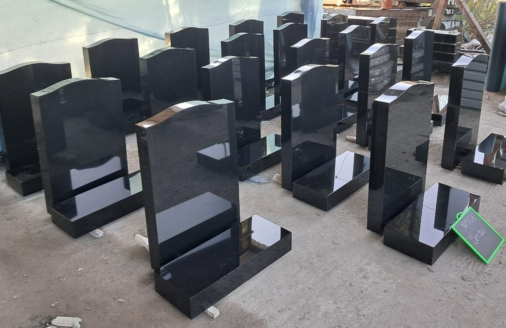 Why Black Granite is the Best Material for Headstones?