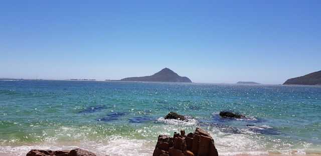 What Makes Nelson Bay the Ultimate Summer Escape?
