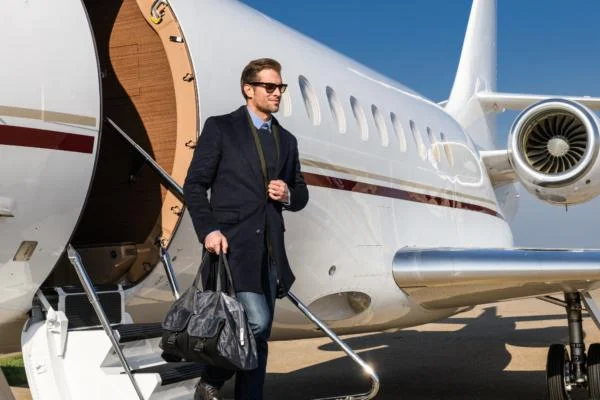 Flying in a Private Jet: What Makes It Different?