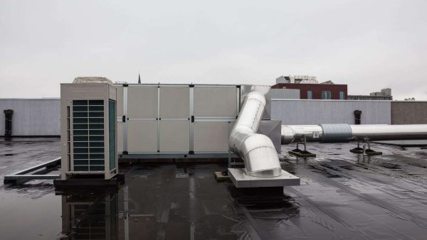 HVAC Professionals : Unveiling the Unsung Heroes – The Vital Role of HVAC Professionals in Ensuring Comfort and Efficiency