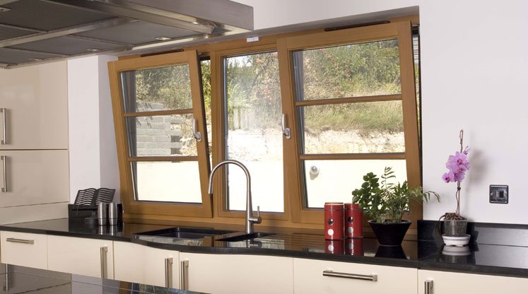 Built in Blinds Windows Manufacturer in Mississauga