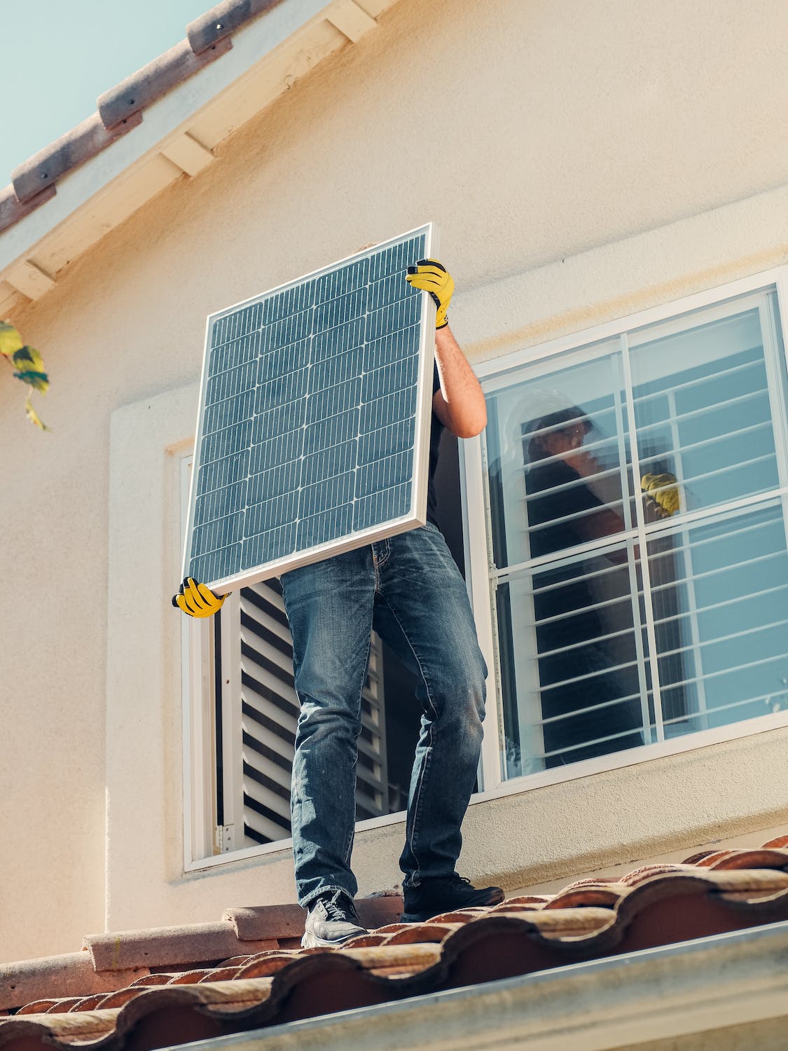 our advice for fixing your solar panels on your roof