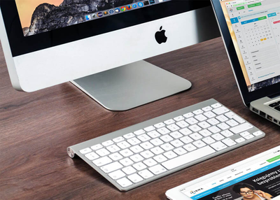 What are the common mistakes that web designers make?