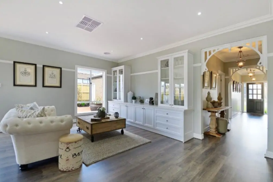 Hampton style home builders Melbourne