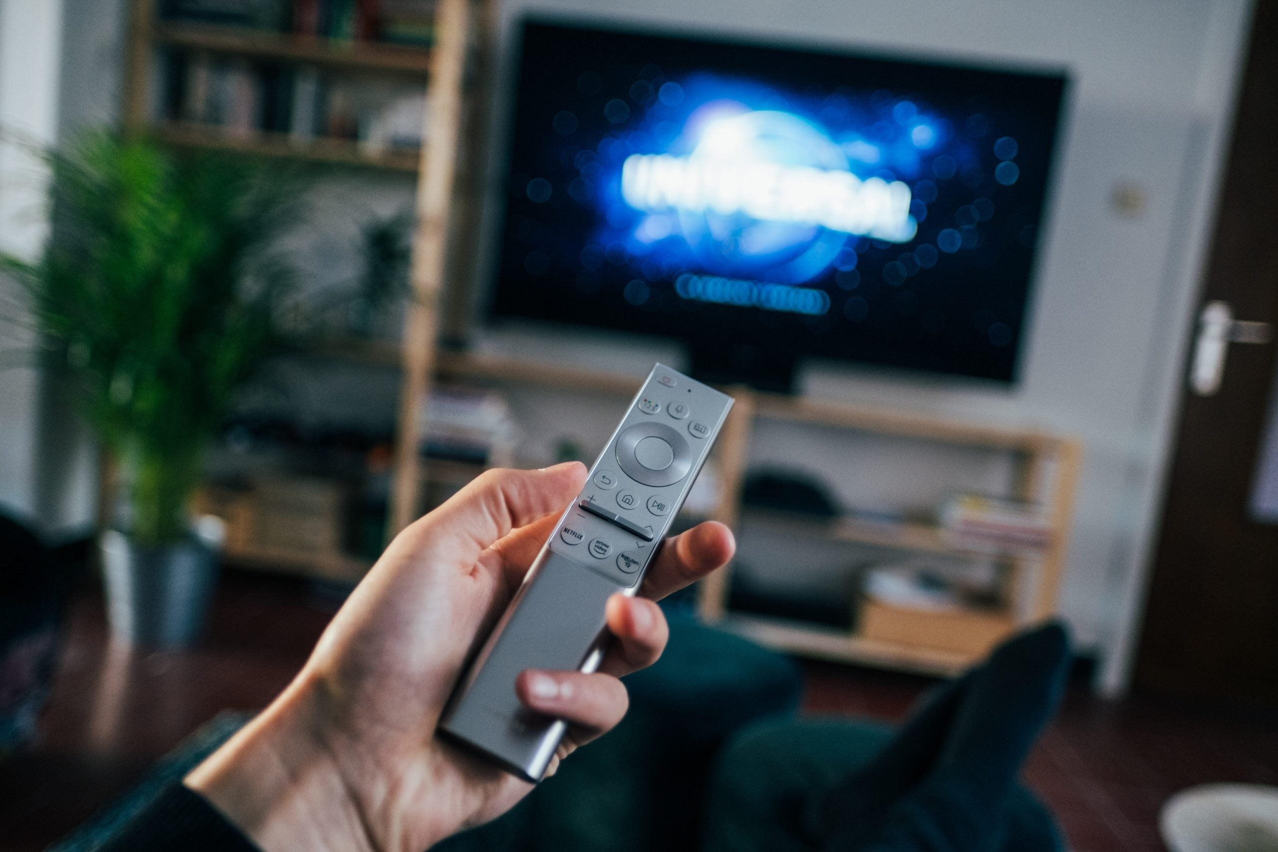 Exactly what are the benefits of IPTV subscriptions?