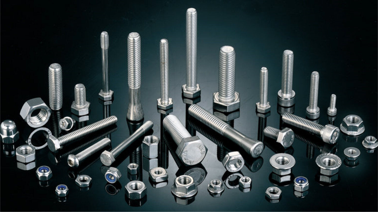 Learn About the Characteristics and Types of Screw - Vardhaman Inc
