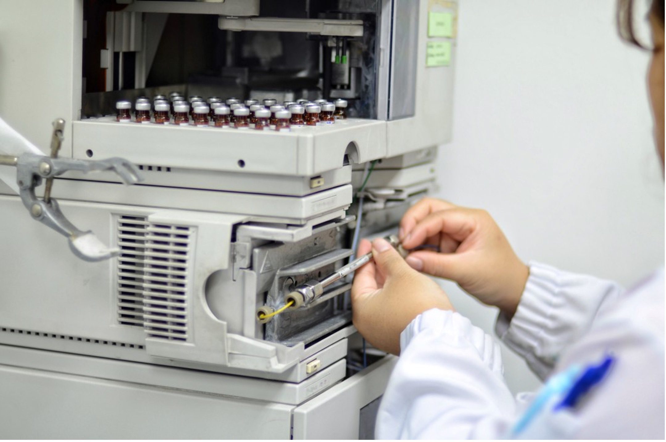 Liquid Chromatography Mass Spectrometry Market Driven by Rising Adoption in Pharmaceutical Industry 