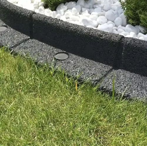 Exploring the Popularity of Grey Garden Edging: A Stylish Choice for Your Outdoor Space