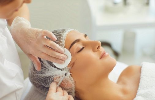 Transform Your Skin with the Top Dermatologist in Delhi NCR