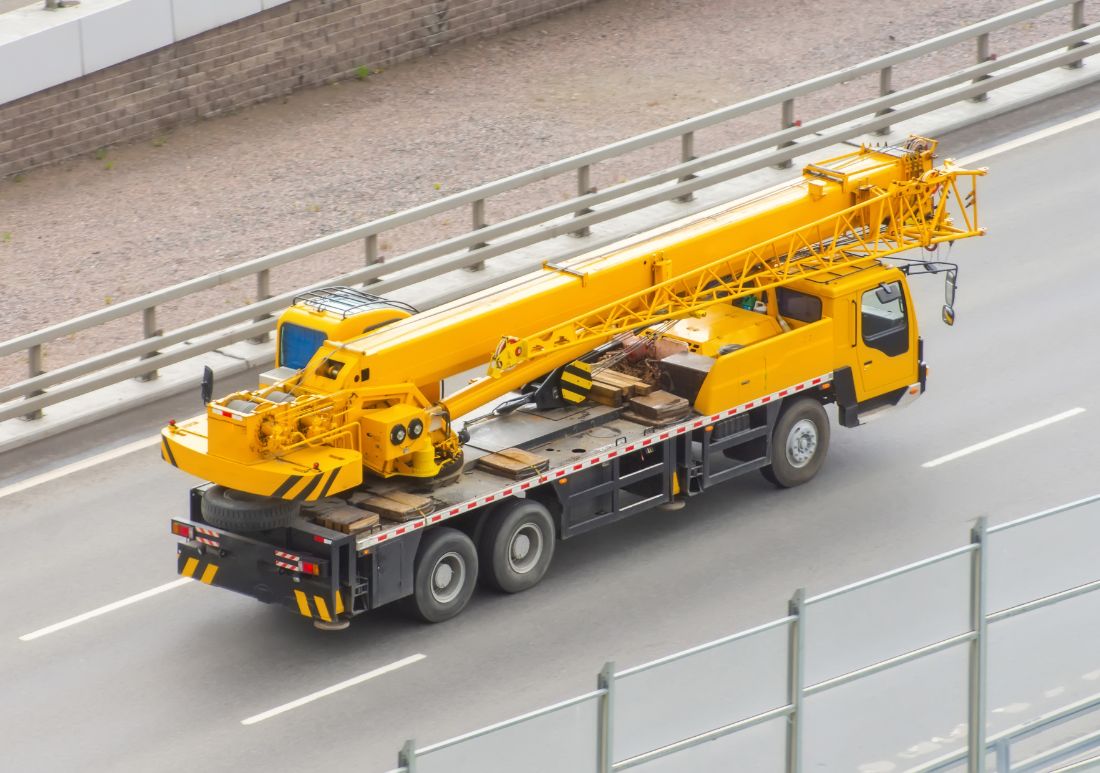 Best Guide to Finding a Crane Truck Rental Near Me