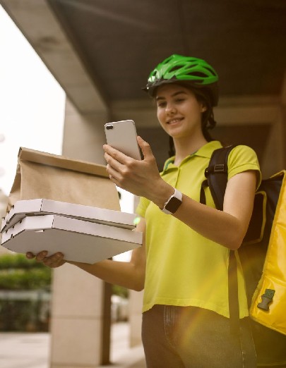 Why Does Your Restaurant Need A Food Delivery App?