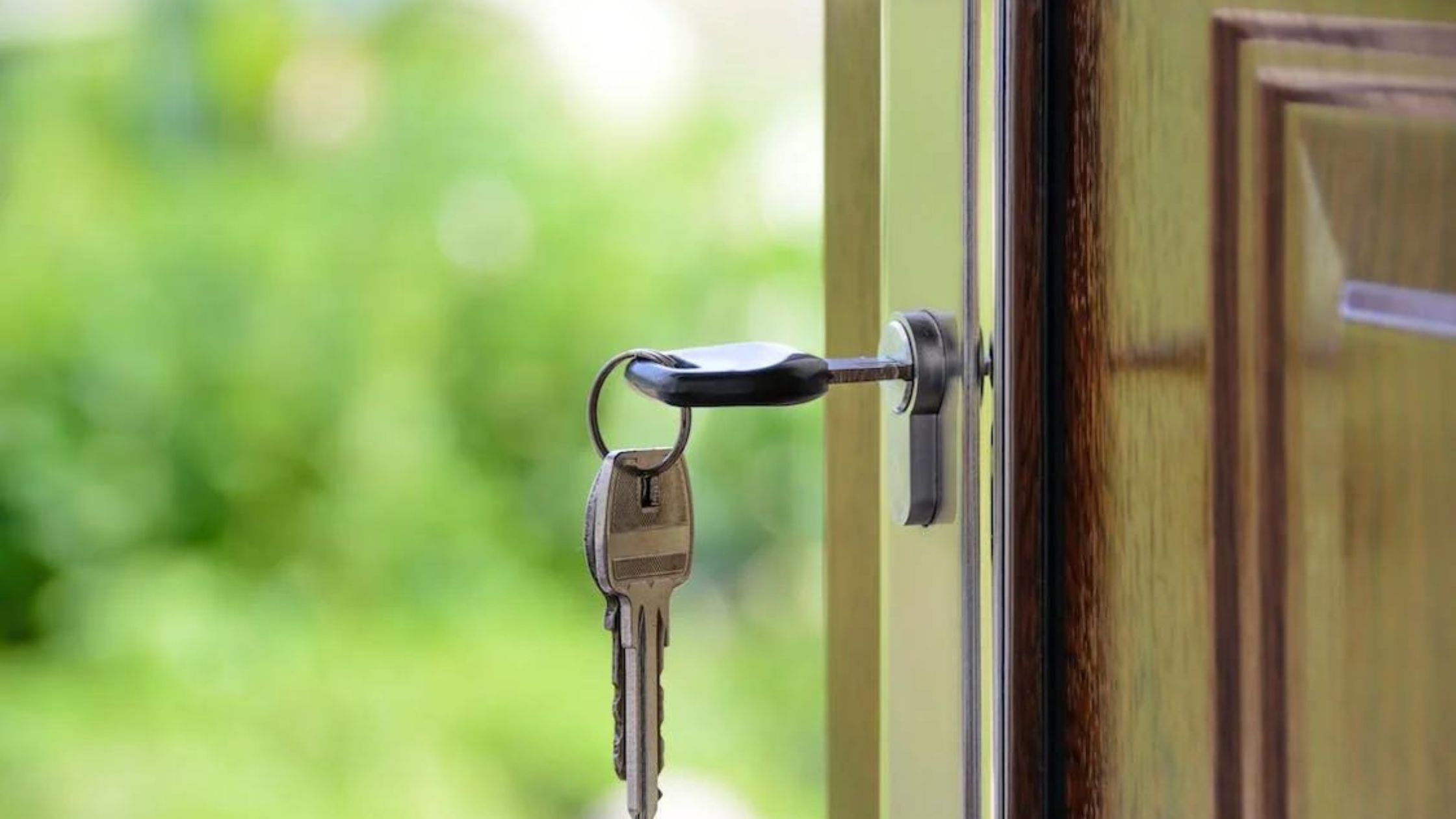 Selling Your House As Is: Is It the Right Choice for You?