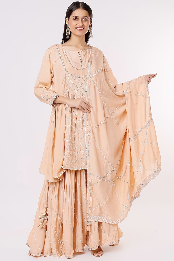 Elegance in Ethnic Wear: The Timeless Charm of Leheriya, Bandhej, and Chiffon