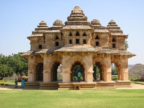 The Aravidu Dynasty: Legacy of South Indian Royalty