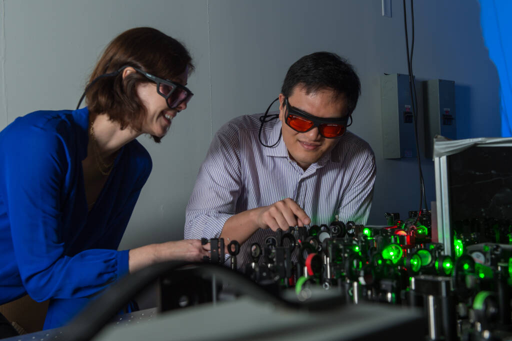 The global Molecular Imaging Market Growth Accelerated by Rising Adoption of Non-invasive Techniques