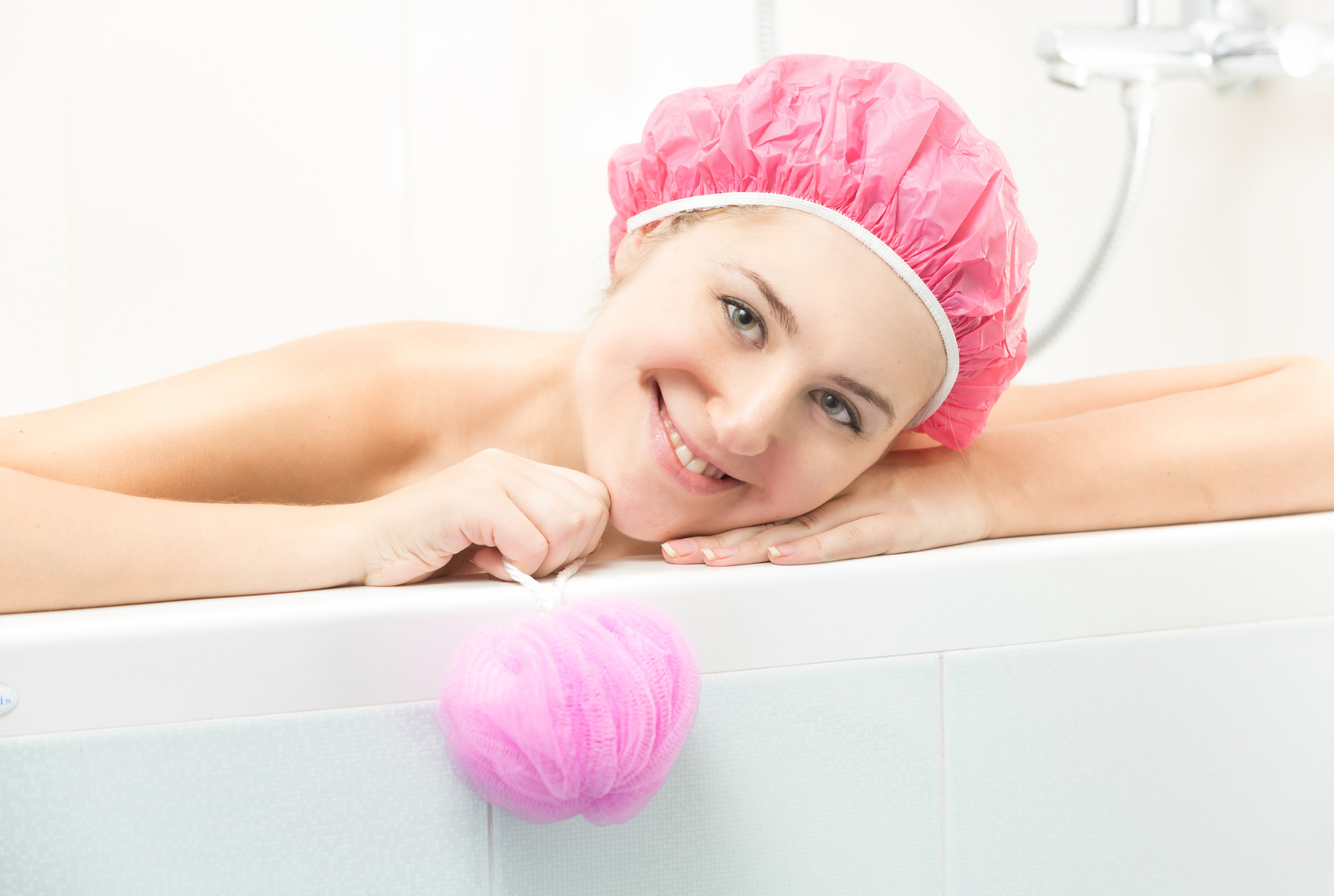 The Global Disposable Shower Caps Market Driven By Increasing Hygiene Awareness