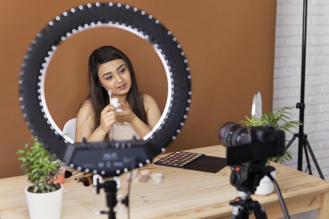 The Comprehensive Guide to Make-Up Studio Amsterdam's Face Primer Collection