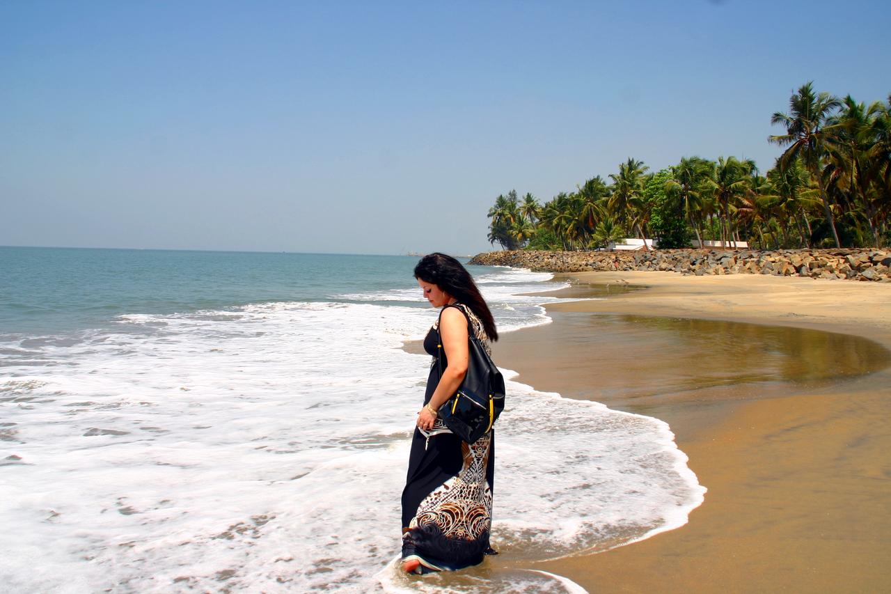 Rental Car in Kochi for Pickup or Drop Off