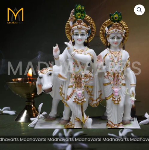 Exploring the Divine Love Depicted in Krishna and Radha Murti