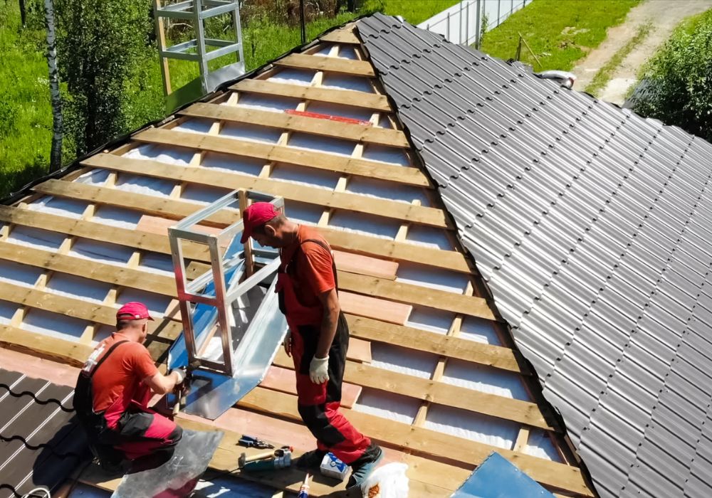 Addressing Roof Emergencies: Understanding, Responding, and Repairing