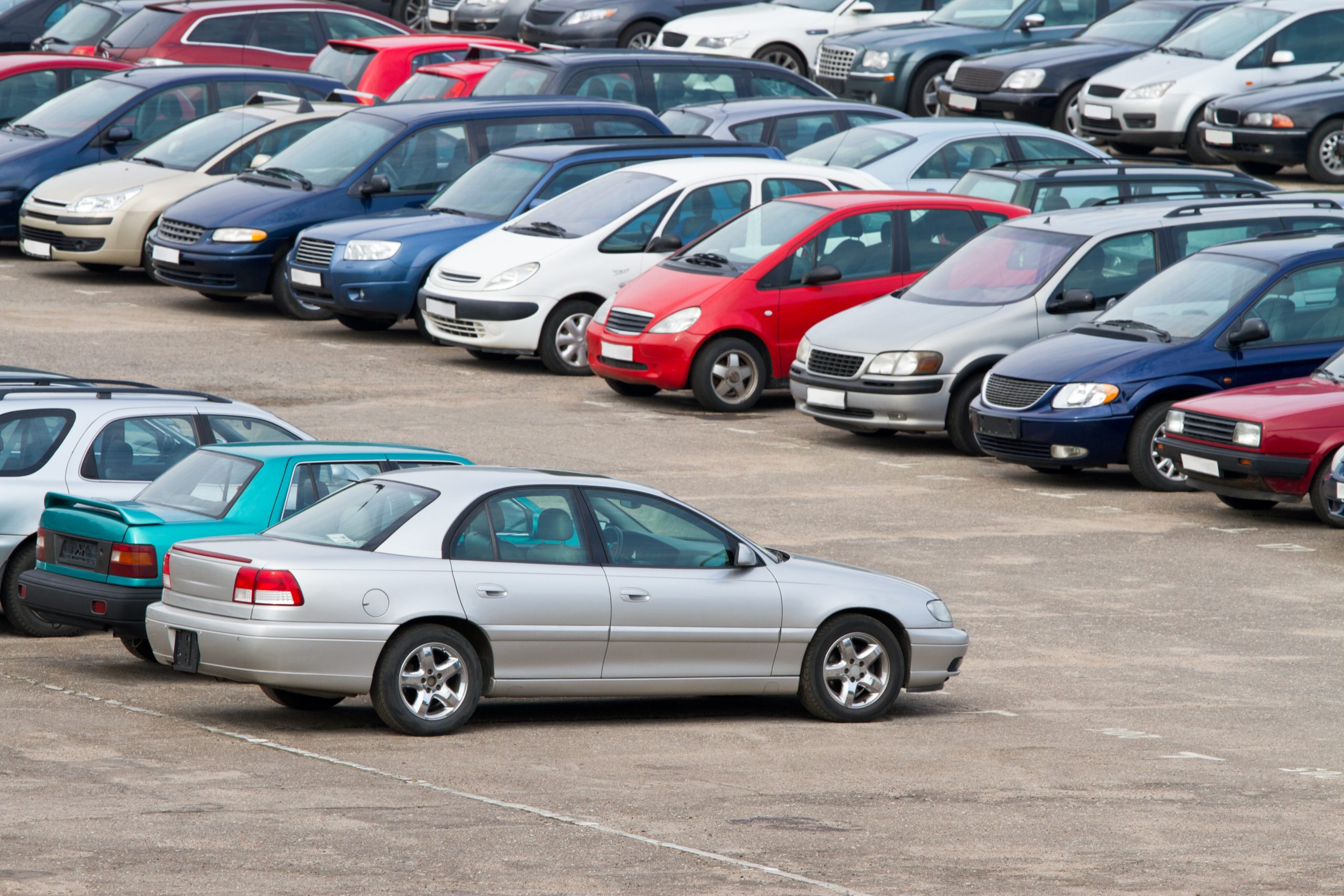 6 Valuable Tips to Navigate Used Car Yards Like a Pro