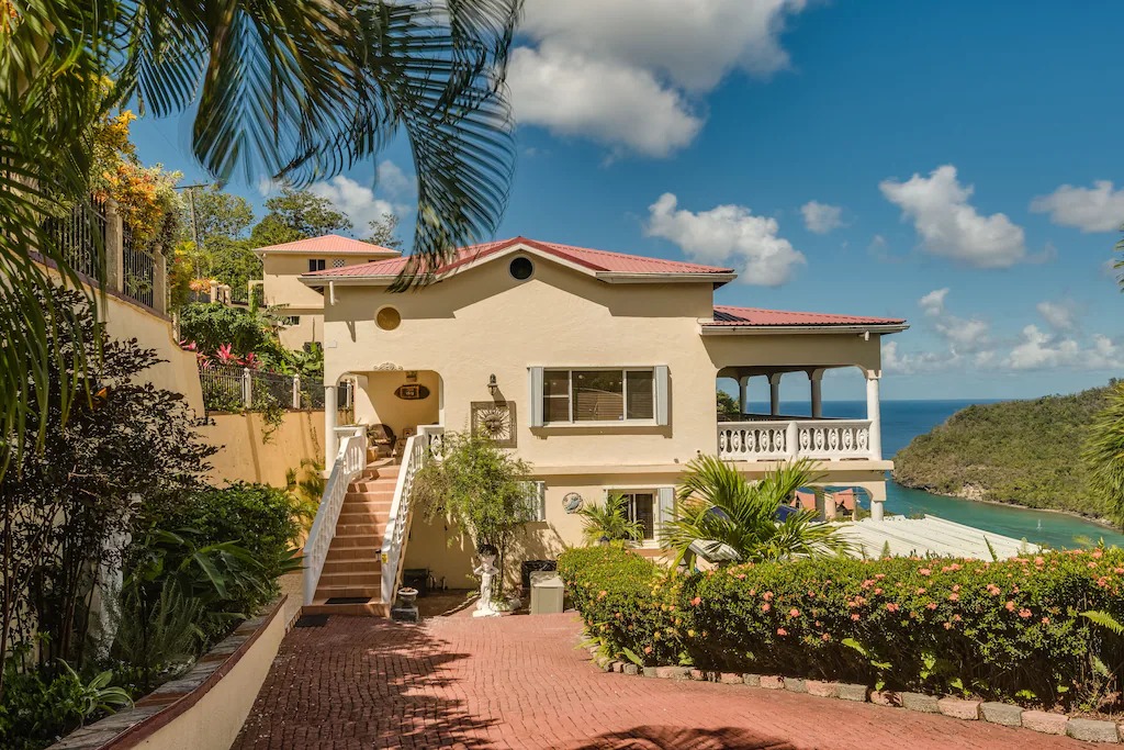 How To Find Out The Best Rental Cottage In Saint Lucia?