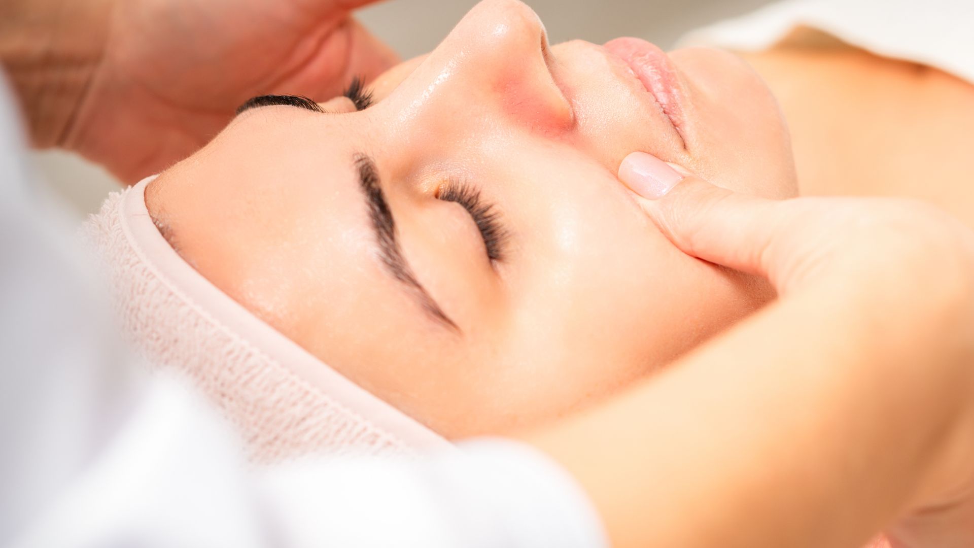 Paty Beauty Dublin is a place where personalized care and Brazilian-style body sculpting meet.