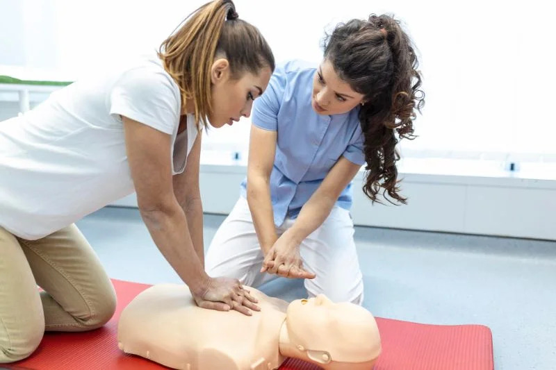 How CPR And First Aid Certification Class Boost Your Mental Readiness?