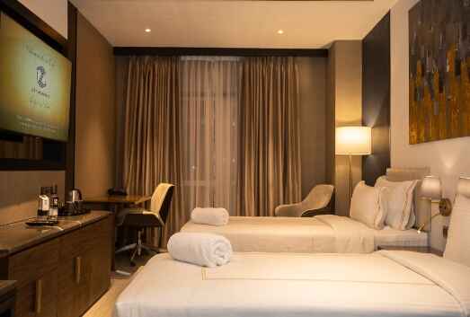 Where is the best place to stay in Colombo?