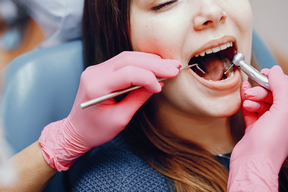 How Do Find the Right Dentist for Root Canal Treatment in Kurnool?
