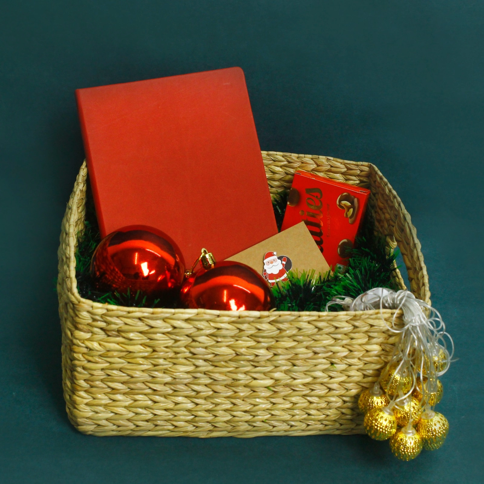Personalized Corporate Christmas Gifts Supplier in Gurgaon | The Second Project