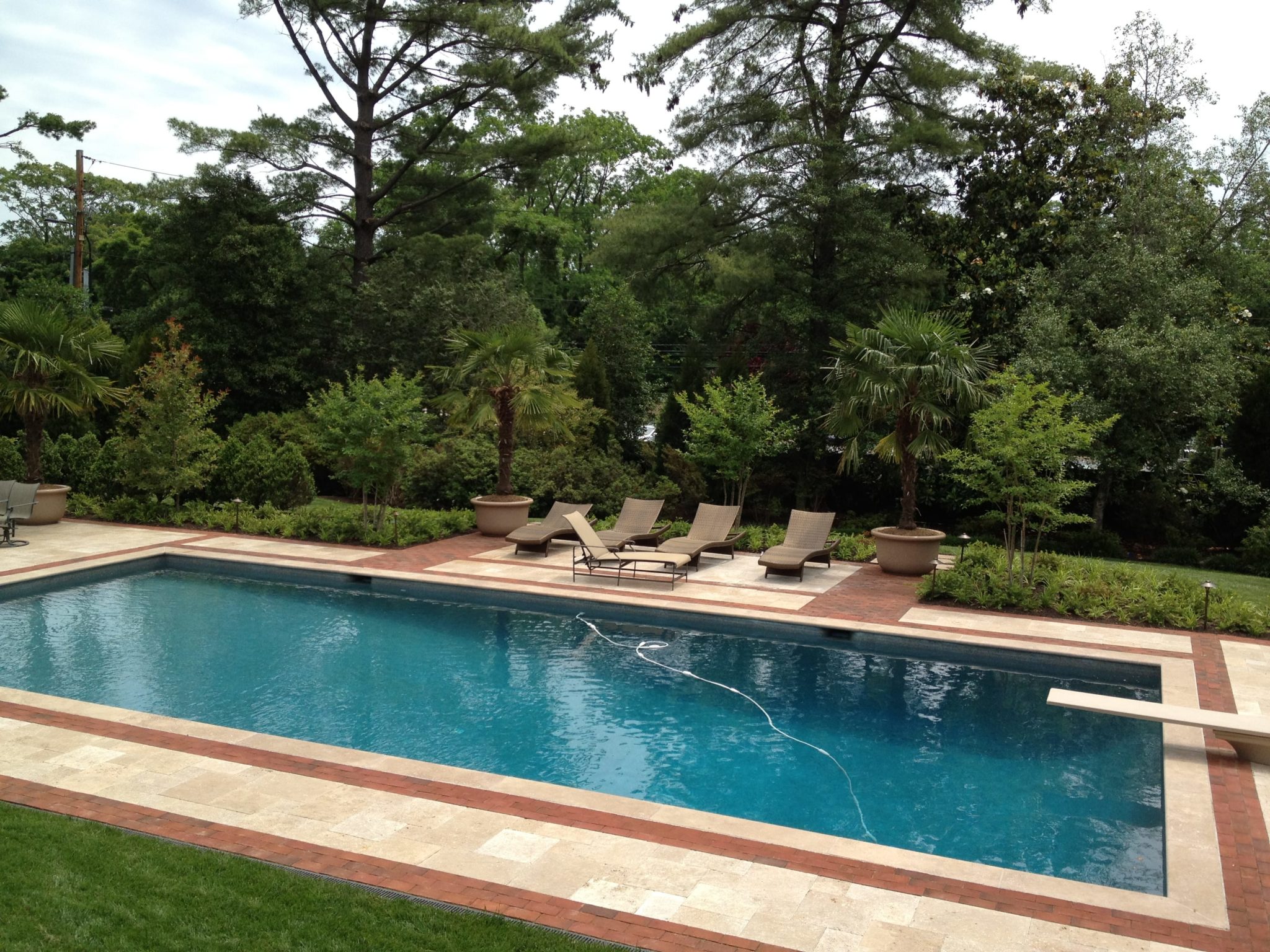 What Are The Latest Trends In Luxury Pool Designs?