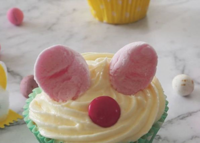 Best Easter Flavor Bunny make for Cupcakes with vanilla Cream