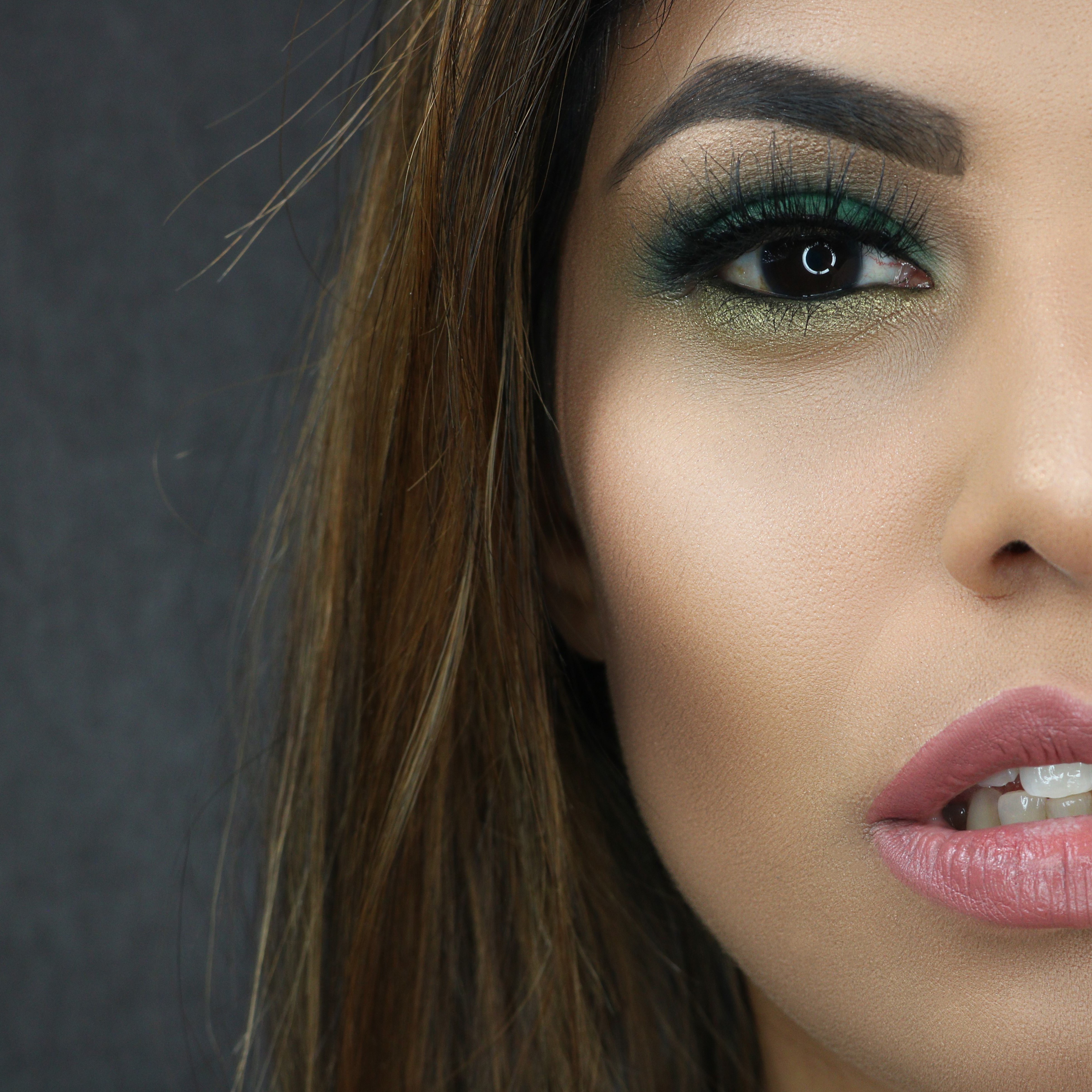 Online Beauty Products, Make-Up Brush Shop Switzerland - Vanessa Beauty