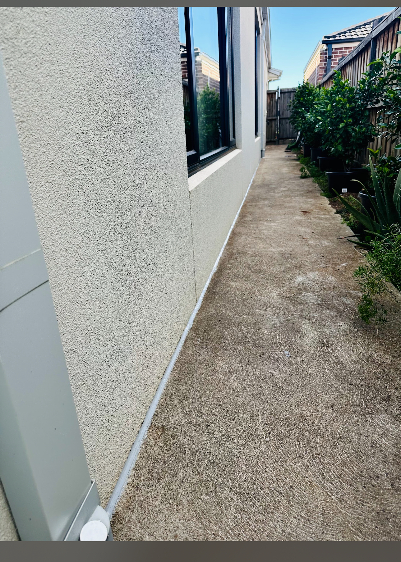 Professional caulking service