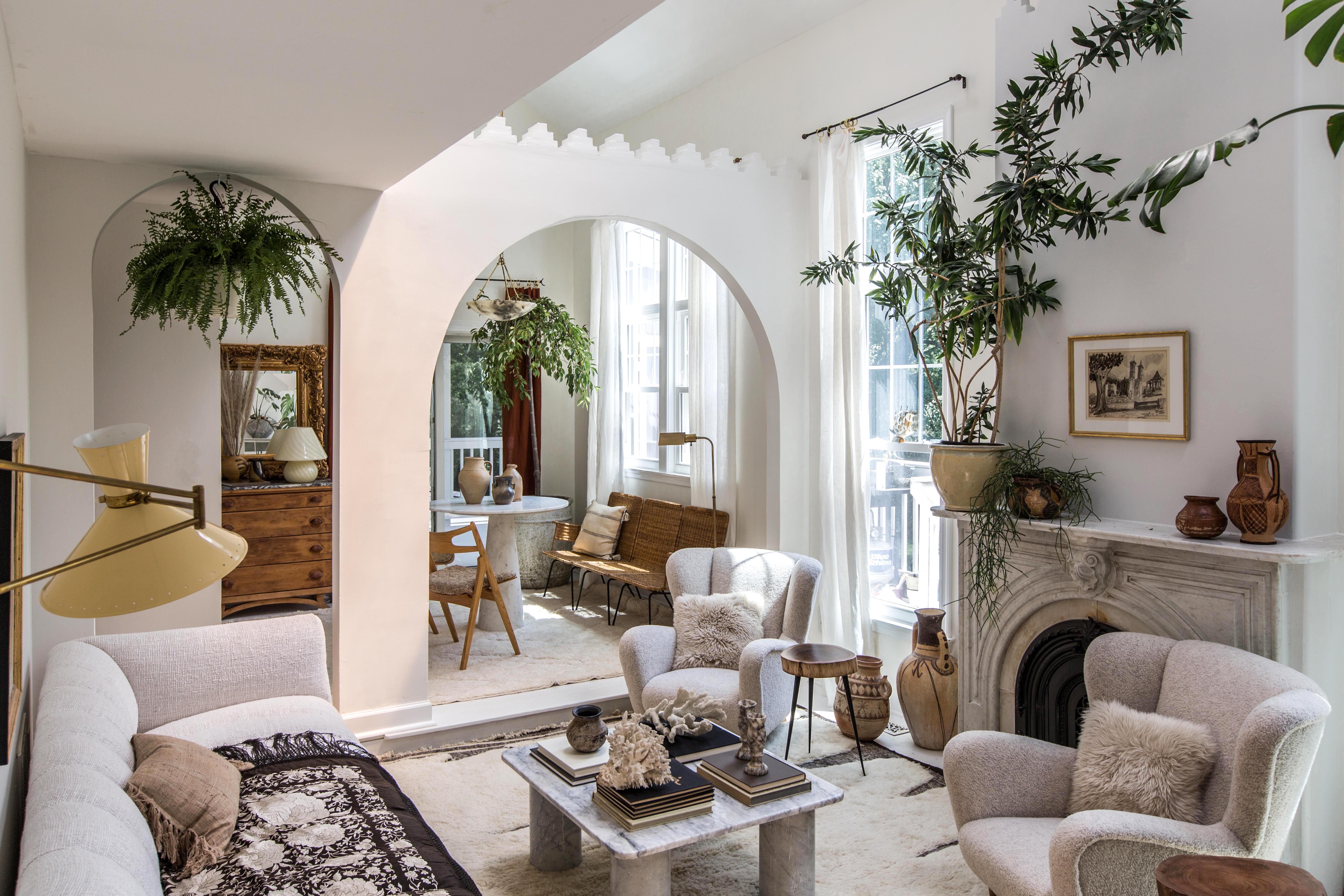 5 Tips for Decorating Compact Living Areas