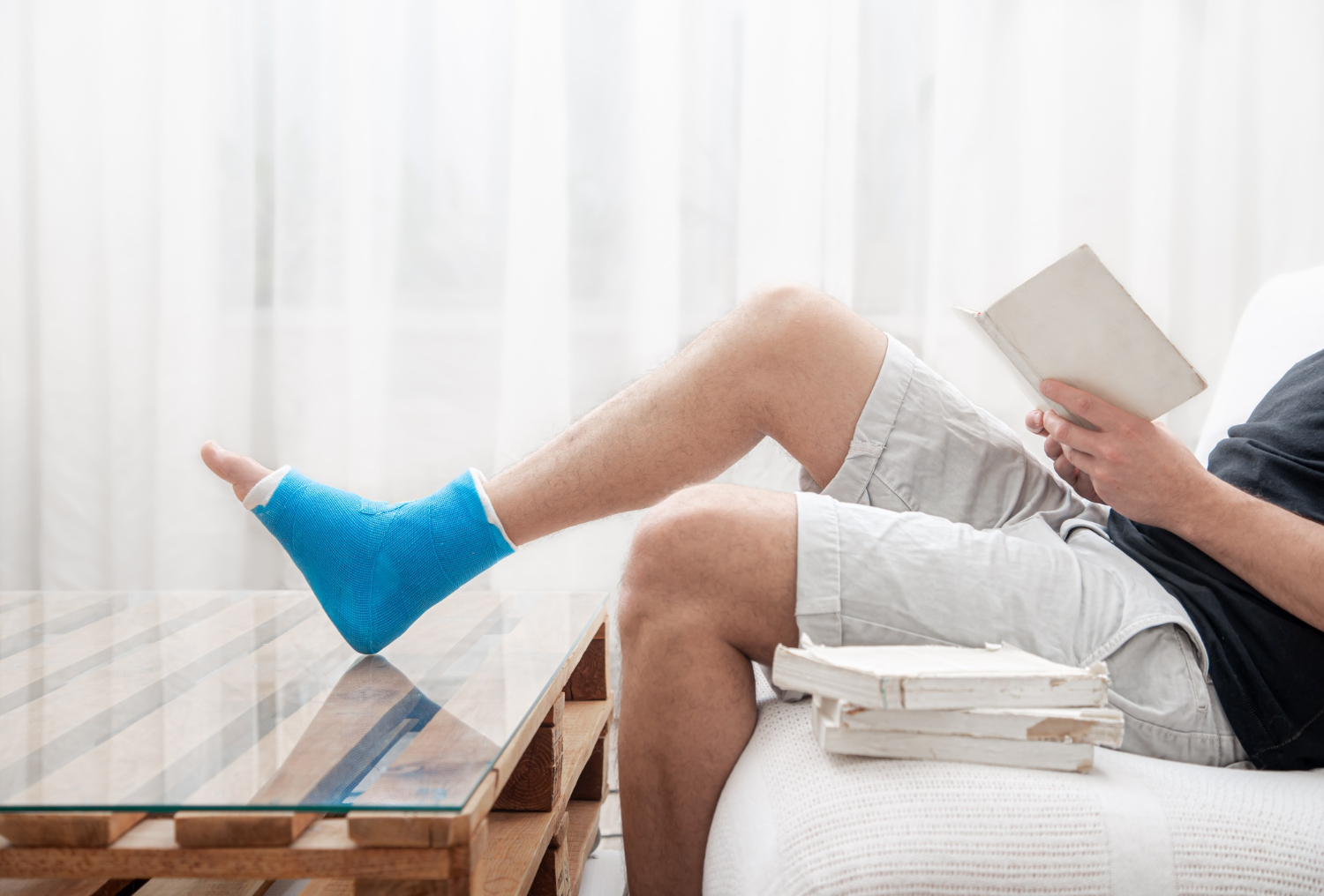 10 Common Mistakes in Treating Football Injuries