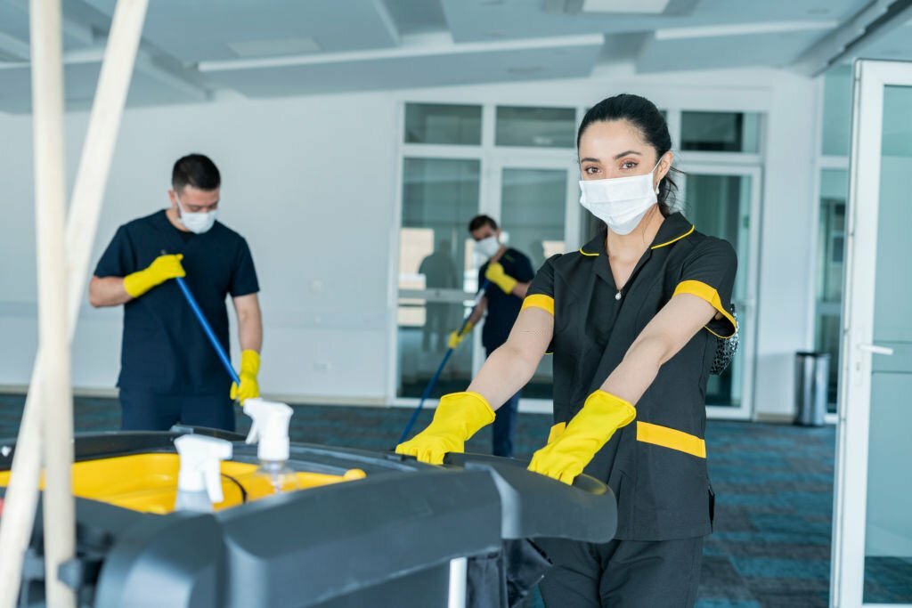 The Key Benefits Of Hiring Professional Cleaning Services In Phoenix, AZ You Need To Know 
