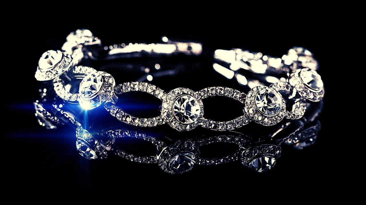 Benefits of Purchasing Women’s Diamond Jewellery Online