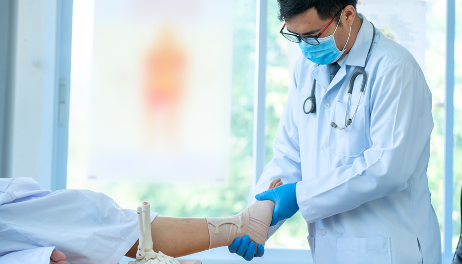 Cracking the Code: Choosing the Right Orthopedic Doctor for You